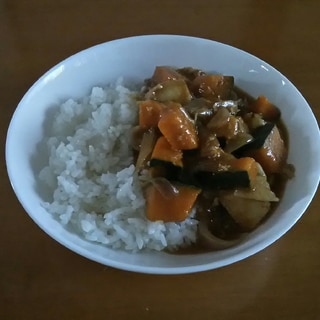 鶏肉とかぼちゃと紫玉ねぎのカレー